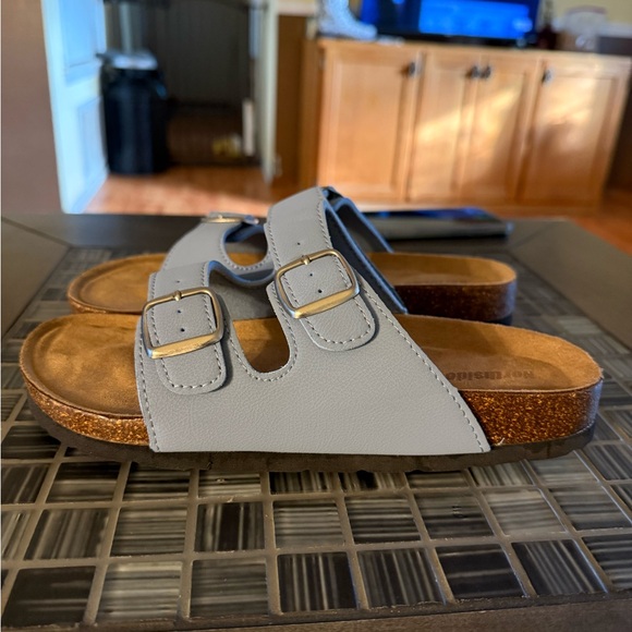 Northside Women’s Light Blue Sandals.
NEW IN BOX - Picture 4 of 4